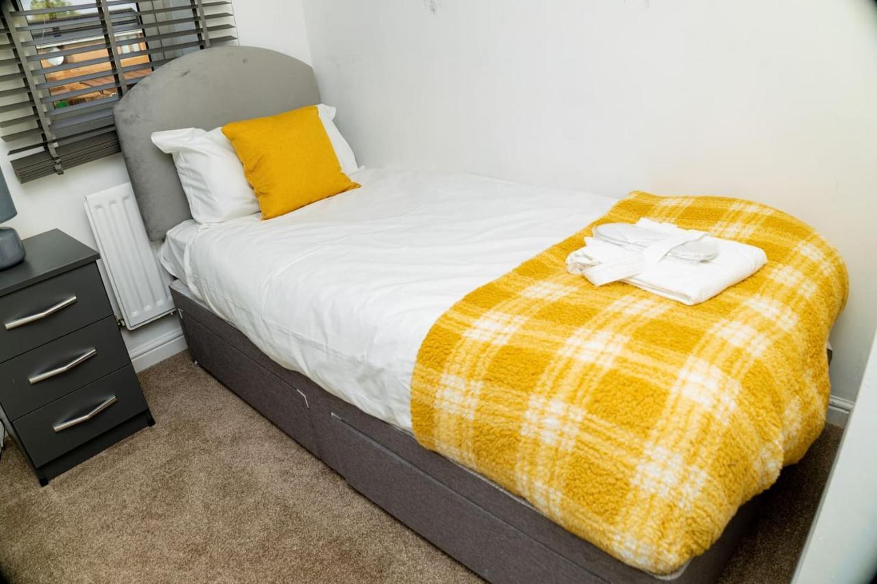 Apartment Dynasty - Alison Kelly Close Manchester